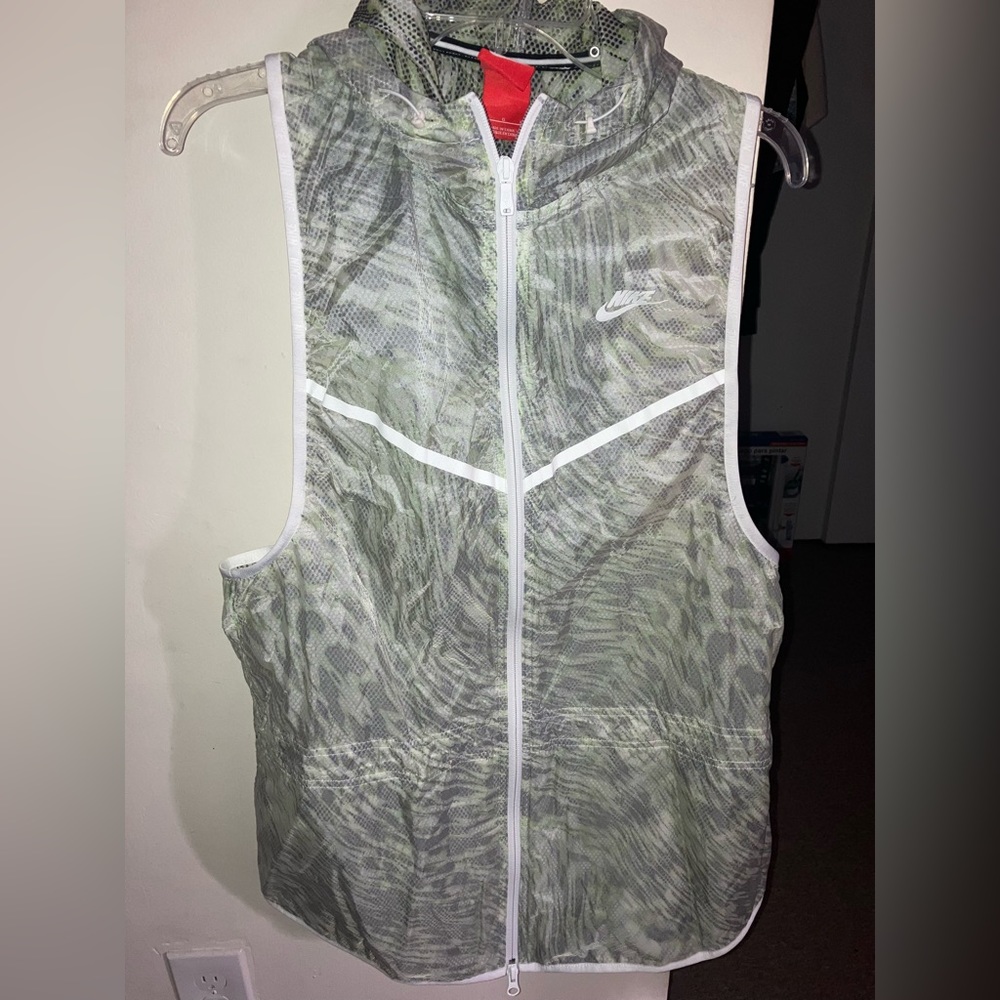 Nike vest with hood.